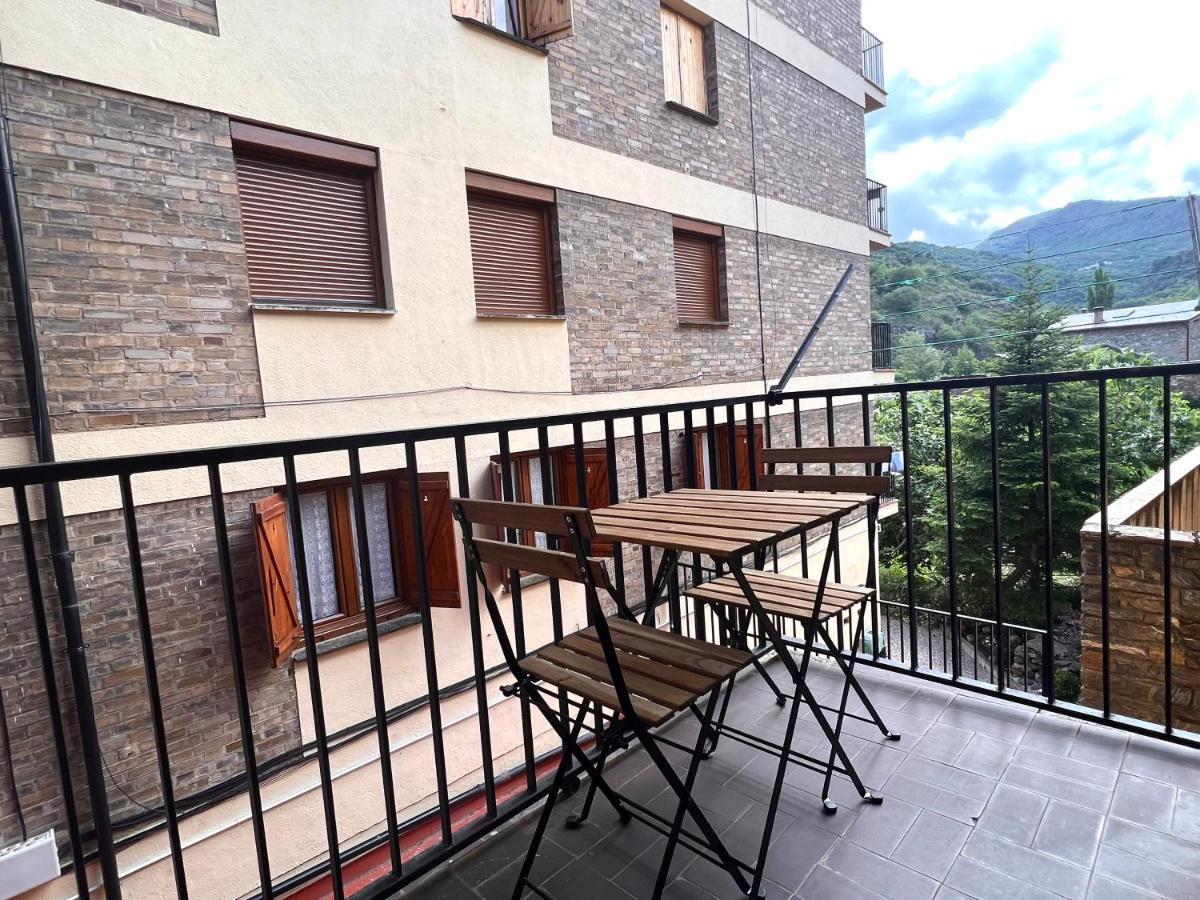 Apartaments Matxicots - L'Amfitriona Rialp Exterior foto